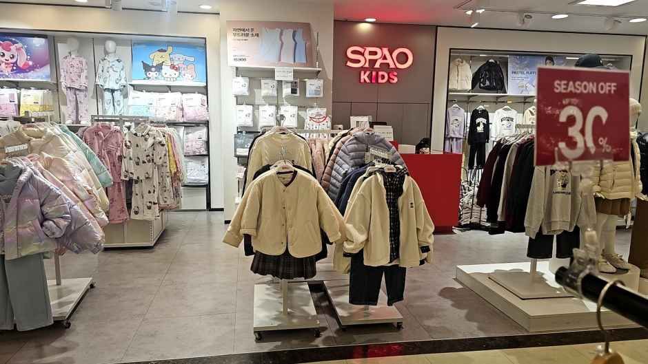 스파오 키즈 뉴코아아울렛 산본점