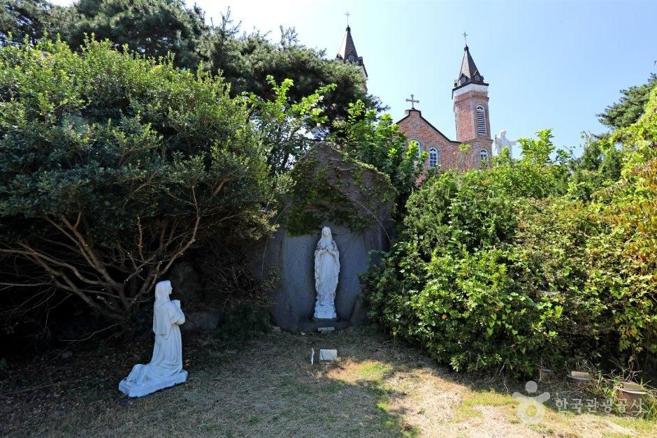 thumbnail-합덕성당-11