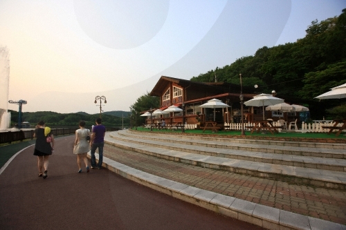 Saut à l’élastique au Parc Yuldong (율동공원번지점프)