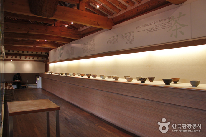 thumbnail-Areumdaun Cha Bangmulgwan (Beautiful Tea Museum) (아름다운차박물관)-31