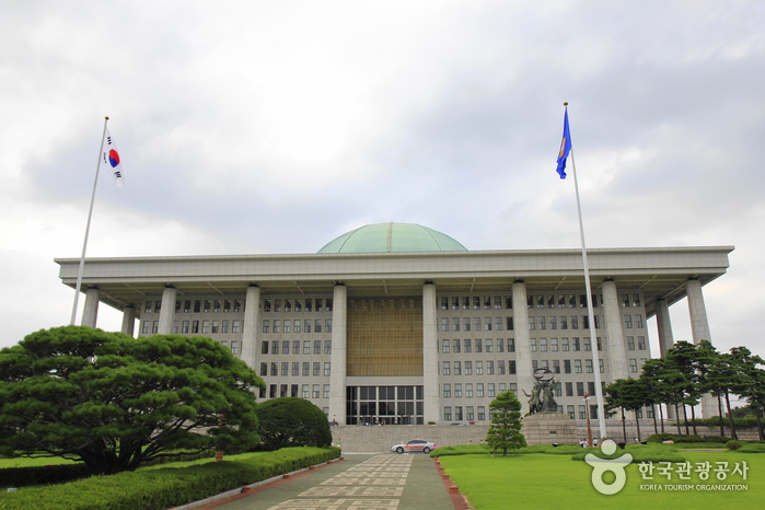 Gebäude der Nationalversammlung (국회의사당)