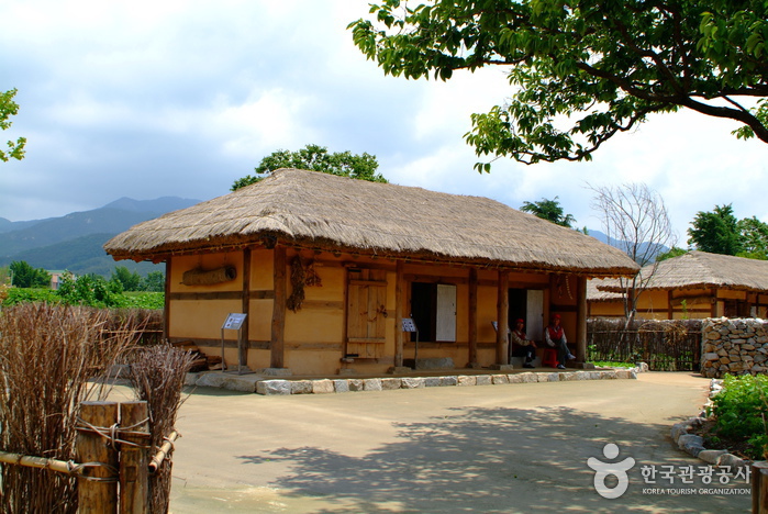 Haemieupseong Fortress (서산 해미읍성)