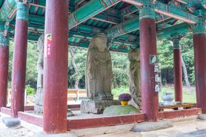 경북_경주_경주 배동 석조여래삼존입상 (2)
