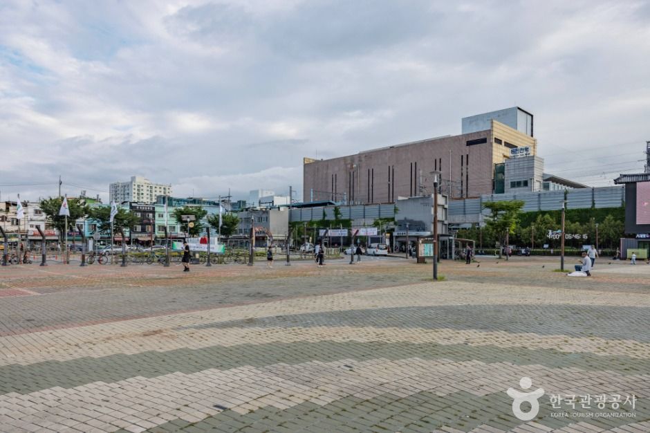 동인천역 북광장