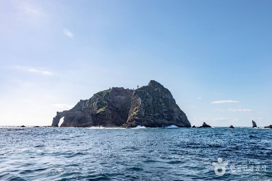 독립문바위 (울릉도, 독도 국가지질공원)