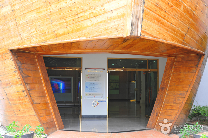 thumbnail-Samcheok Fishing Village Folk Museum (삼척 어촌민속전시관)-4