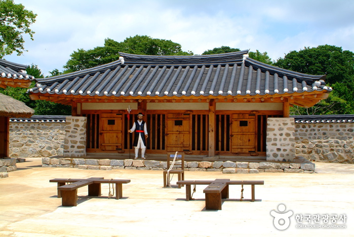Haemieupseong Fortress (서산 해미읍성)