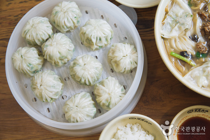 明洞饺子（명동교자）