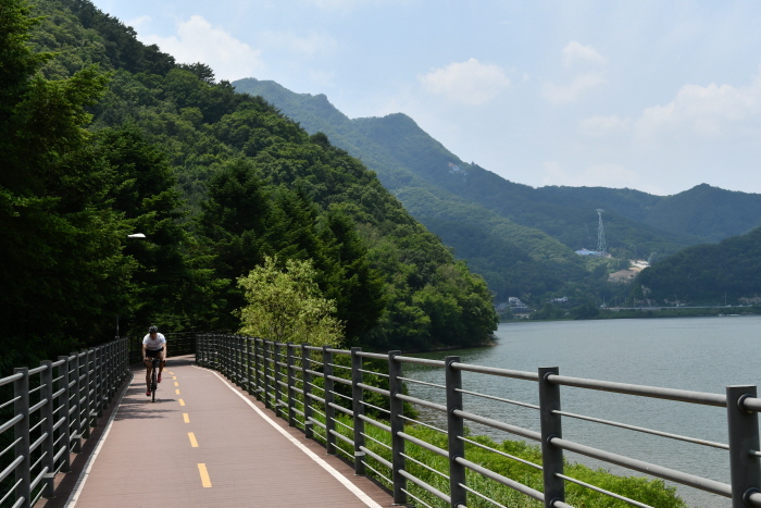 춘천 의암호 자전거길(물레길)