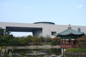 국립중앙박물관