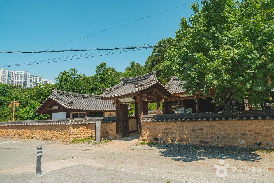 모명재