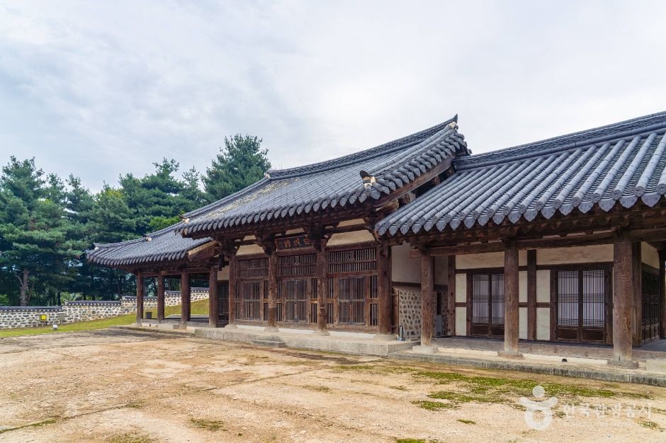 안성 객사 정청