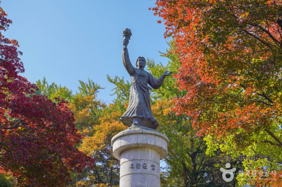 서울_유관순동상 (2)