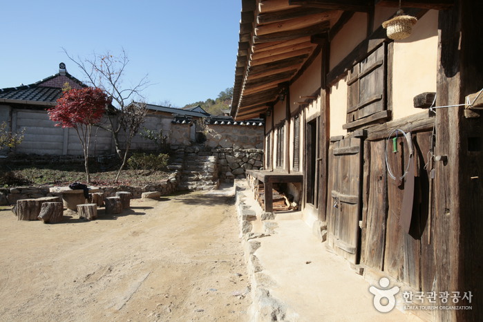 Juwangsan Seongcheondaek House (주왕산 성천댁)