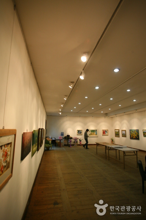 Kyung-In Museum of Fine Art (경인미술관)