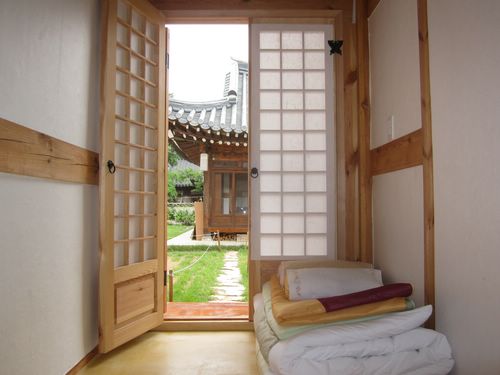 Pungnamheon House (Jeonju Hanok Villagae) (풍남헌-전주한옥마을)