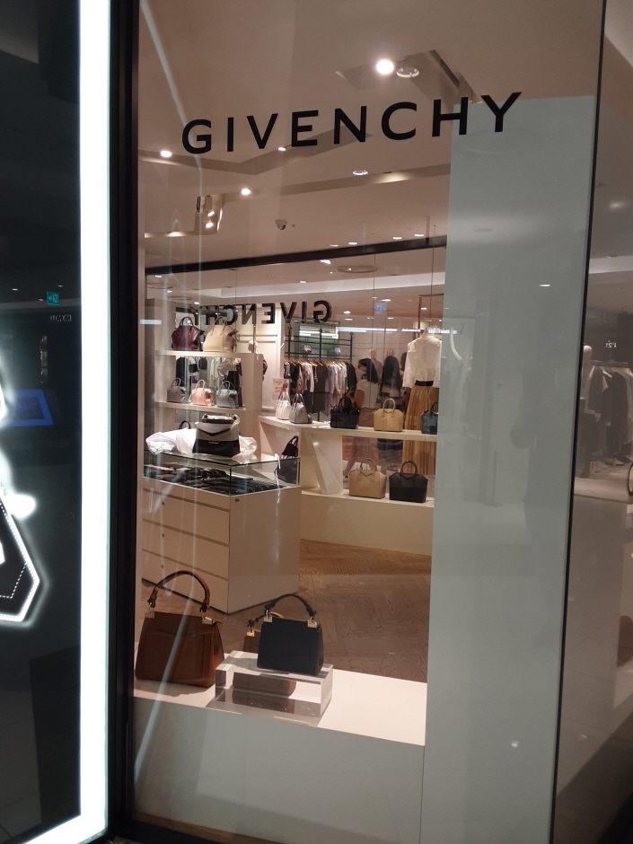 [事後免稅店] Givenchy (Avenuel店)(지방시 에비뉴엘)