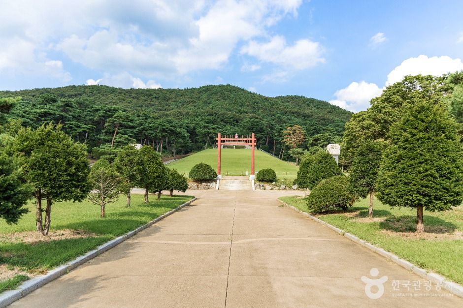 thumbnail-파주 윤관장군묘-6