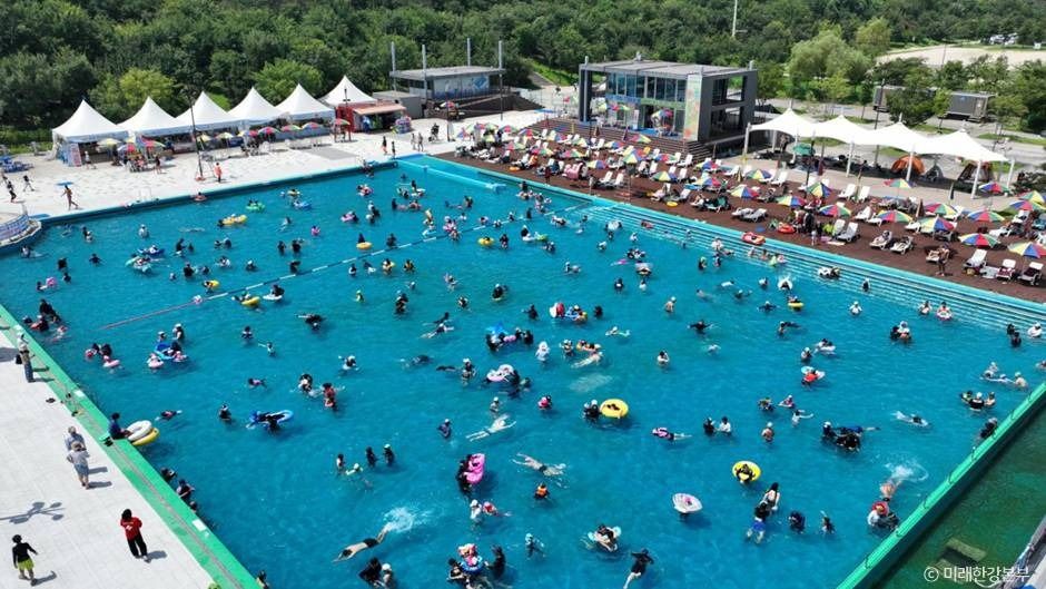 서울_한강시민공원 여의도수영장(실외) (3)