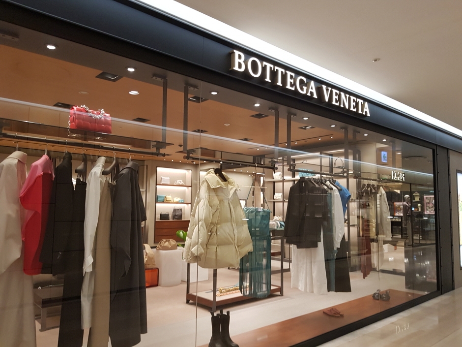 Bottega Veneta - Lotte Busan Branch [Tax Refund Shop] (보테가베네타 롯데 부산점)