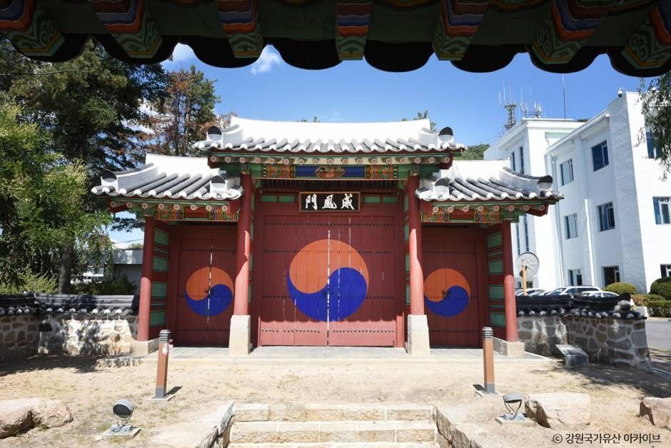 위봉문