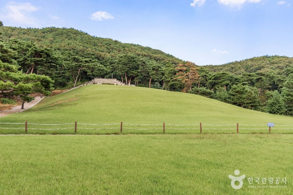 thumbnail-파주 윤관장군묘-7