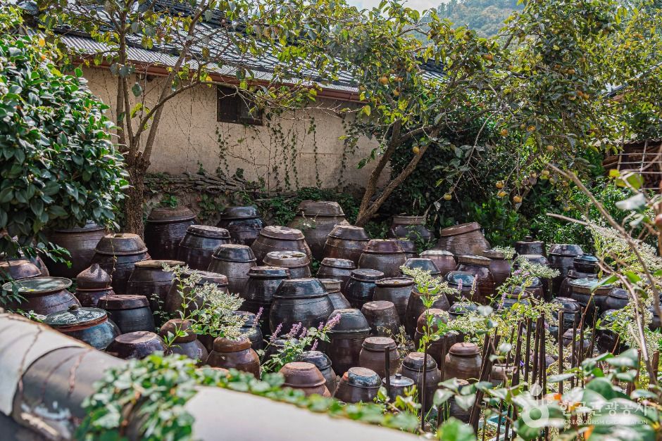 thumbnail-남도한옥민박마을-3