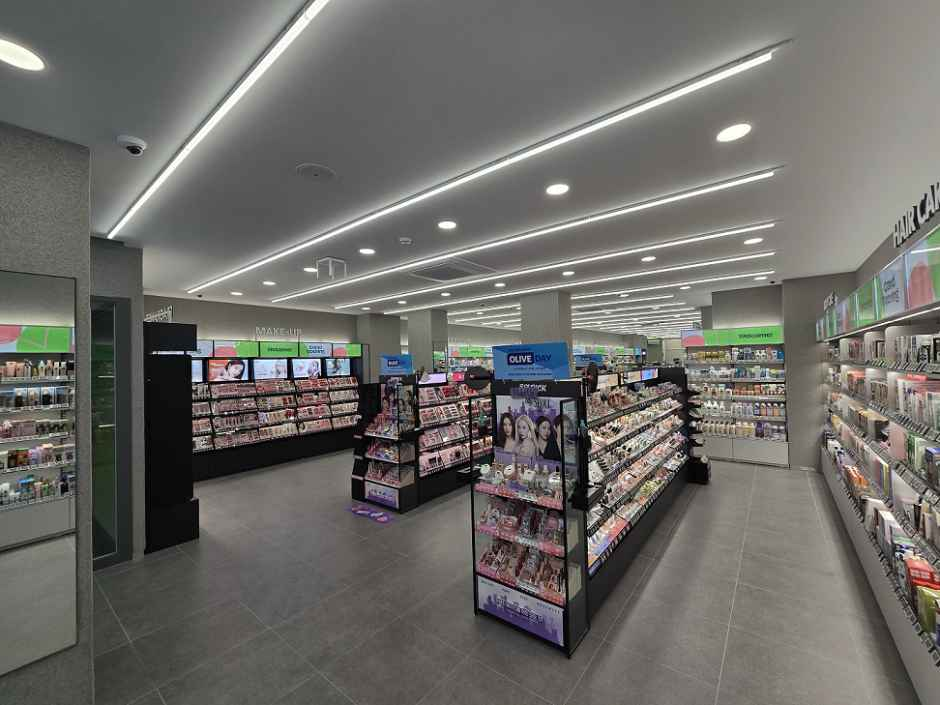 thumbnail-Olive Young - Namyangju Deokso Barnch [Tax Refund Shop] (올리브영 남양주덕소점)-1