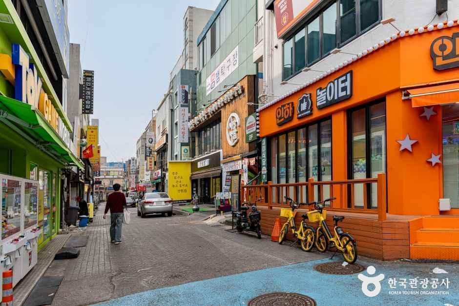 thumbnail-인하대후문먹거리타운-6