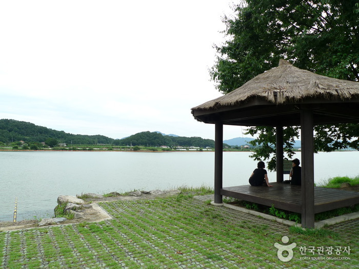 Jungangtap Park (중앙탑공원)