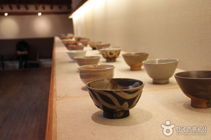 thumbnail-Areumdaun Cha Bangmulgwan (Beautiful Tea Museum) (아름다운차박물관)-33