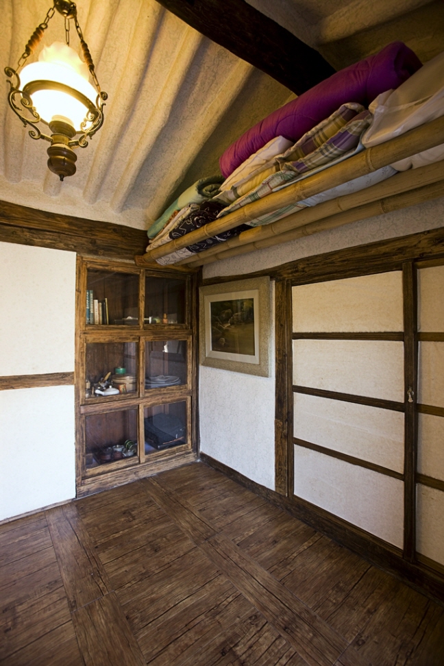 Dolmok Lodging of Gyeongju (경주 민박 돌목)