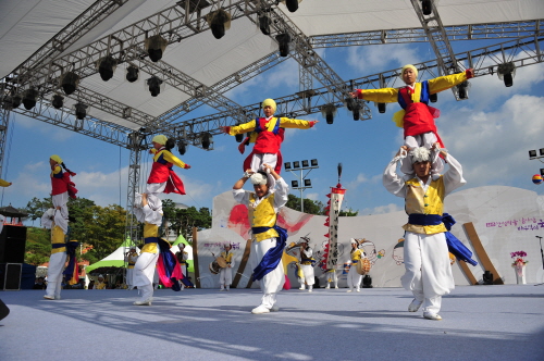 Festival Namsadang Baudeogi à Anseong ([문화관광축제] 안성맞춤 남사당 바우덕이축제 2020)