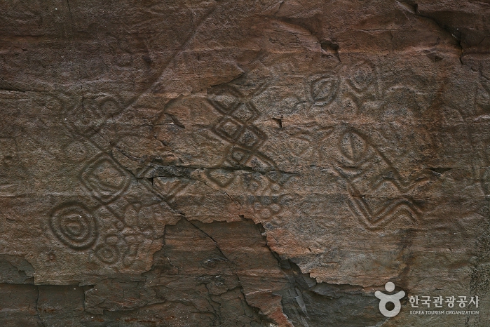 Petroglyphen von Cheonjeon-ri, Ulju (울주 천전리 각석)
