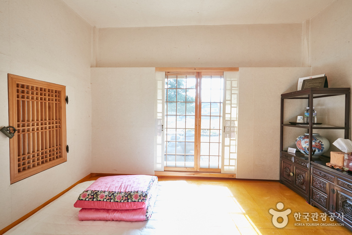 Song jeong Historic House [Korea Quality] / 송정고택 [한국관광 품질인증]