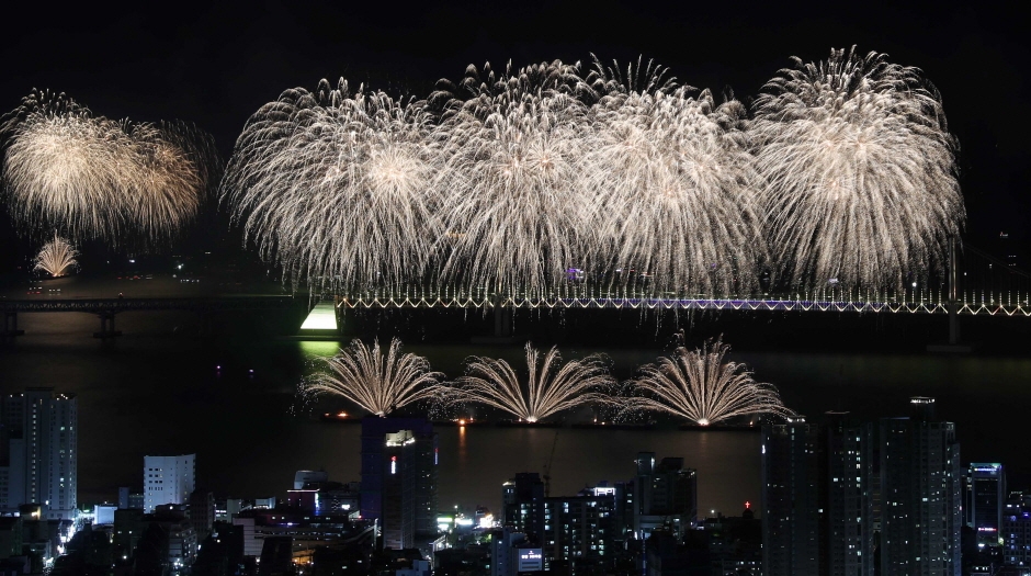Festival international des feux d’artifice de Busan (부산 세계불꽃축제)