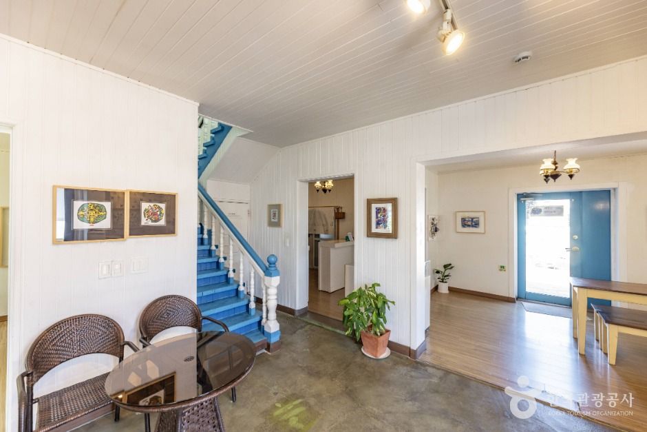 thumbnail-전혁림 미술관-15