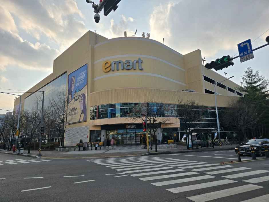 E-Mart - Yangsan Branch [Tax Refund Shop](이마트 양산점)