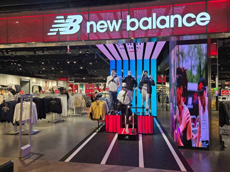 New Balance - Lotte Premium Outlets Giheung Branch [Tax Refund Shop](뉴발란스 롯데프리미엄아울렛 기흥점)