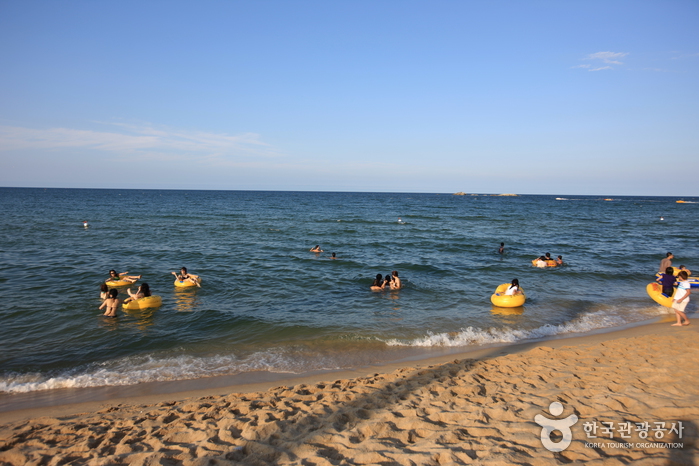 Gyeongpo Beach (경포해변)