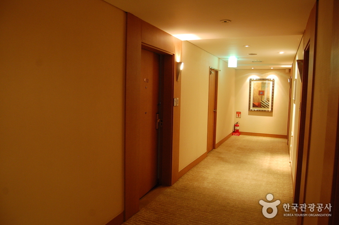 Seoul Royal Hotel (서울 로얄호텔)8