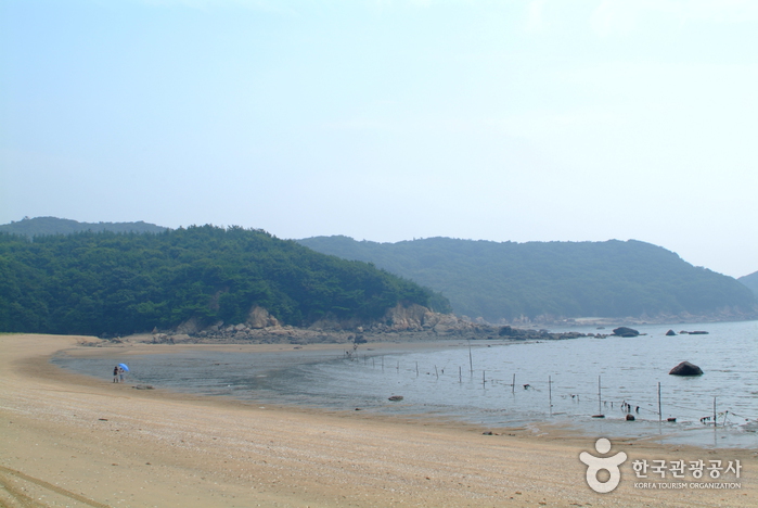 實尾海水浴場(실미해수욕장)