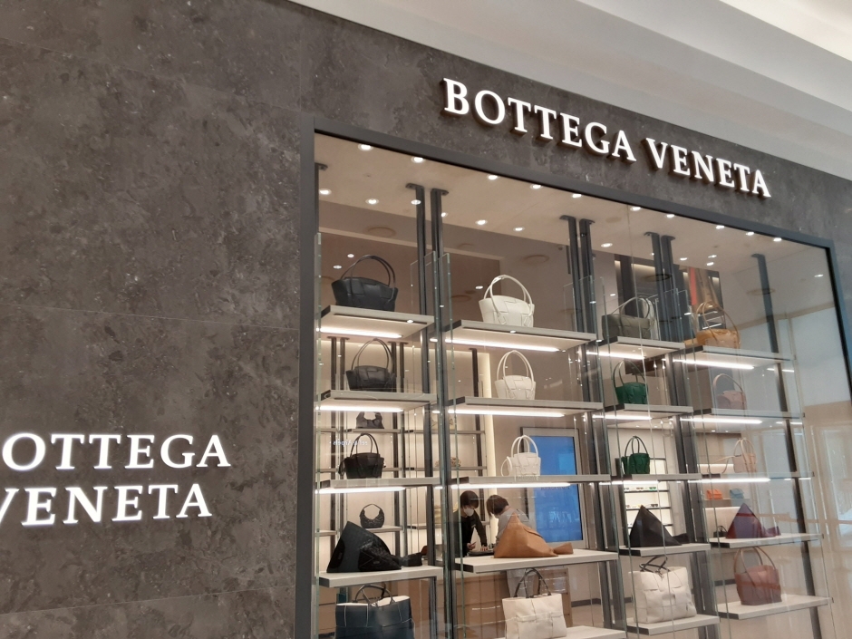 [事後免税店] BOTTEGA VENETA（ボッテガヴェネタ）・シンセゲ（新世界）センタムシティ店（보테가베네타 신세계 센텀시티점）