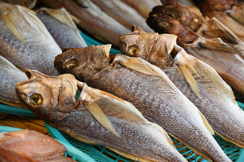 Туристический рыбный рынок города Сокчо (Центральный рынок города Сокчо) (속초관광수산시장(구 중앙시장))