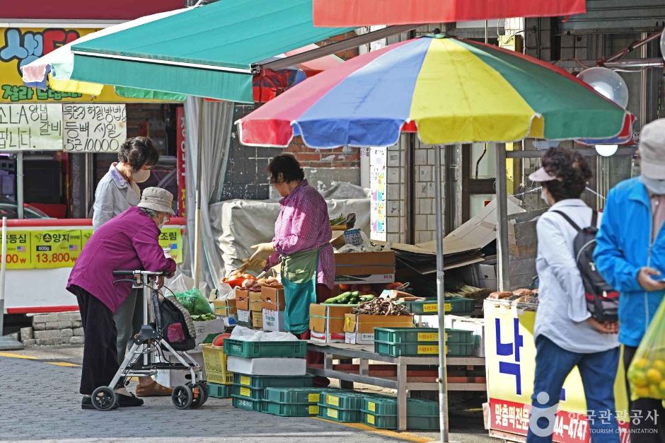 반딧불이 연무시장