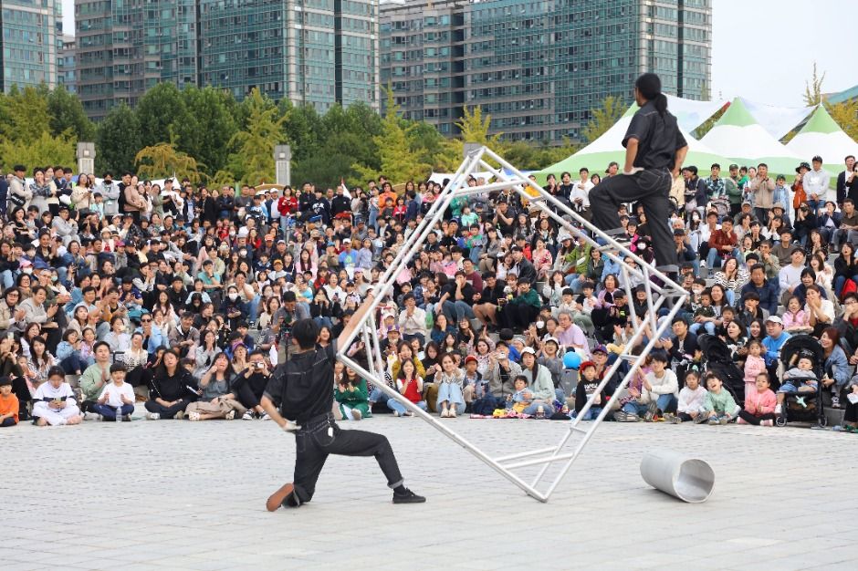 Festival de Arte Callejero de Goyang (고양호수예술축제)