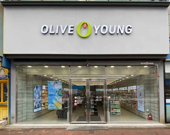 Olive Young - Namyangju Janghyeon Branch [Tax Refund Shop] (올리브영 남양주장현점)