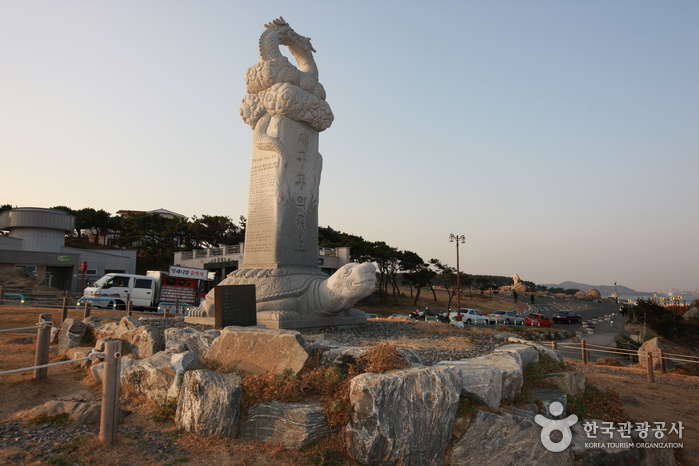 Ganjeolgot Cape (간절곶 등대)
