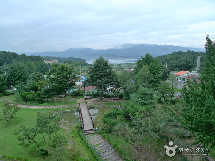 Экологический центр озера Тэчхонхо (대청호 자연생태관)