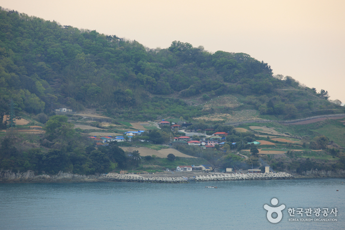 Nodo Island (Kim Manjung Historic Site) (노도(김만중유허지))